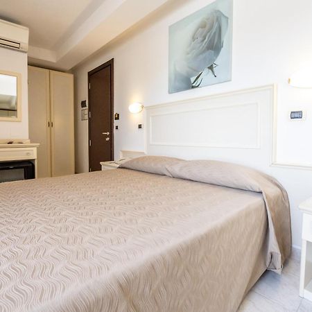 Hotel Florence San Benedetto del Tronto Exterior foto