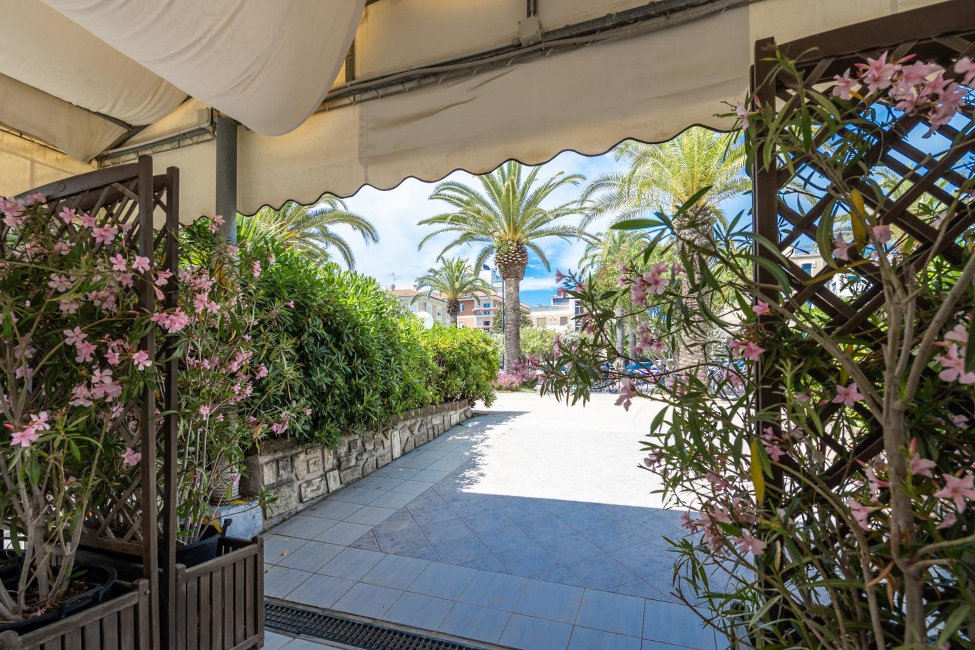 Hotel Florence San Benedetto del Tronto Exterior foto