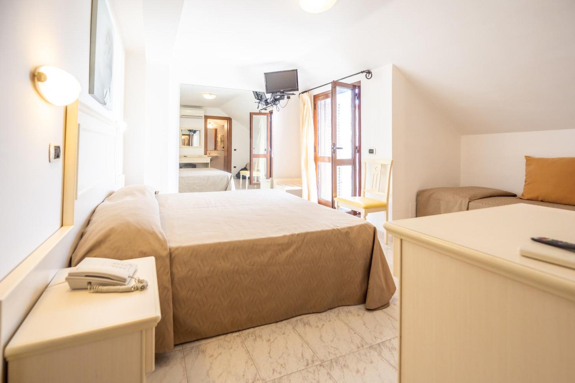 Hotel Florence San Benedetto del Tronto Exterior foto