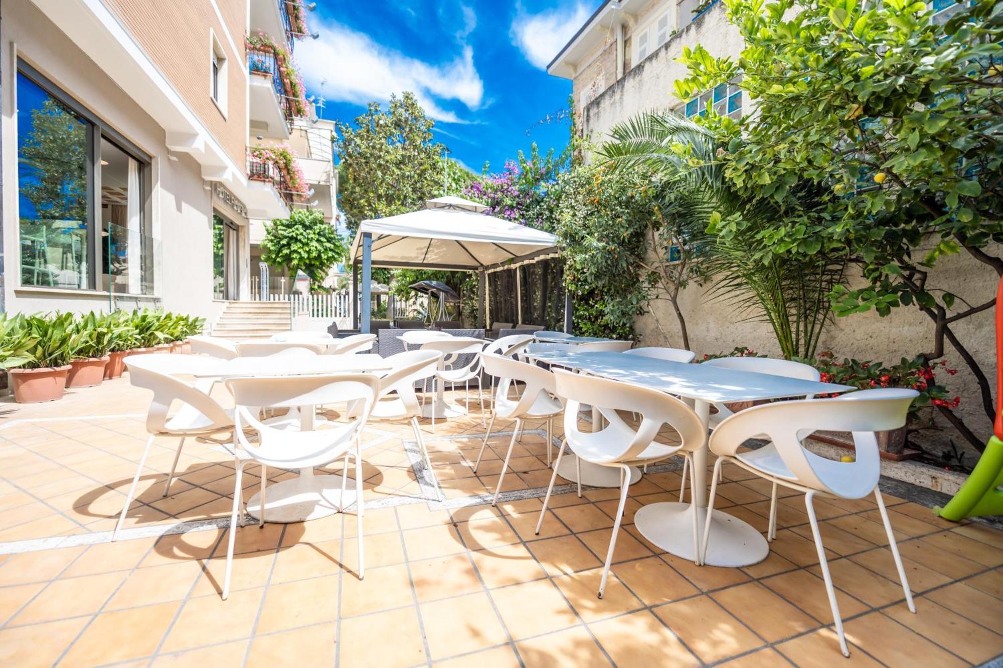 Hotel Florence San Benedetto del Tronto Exterior foto